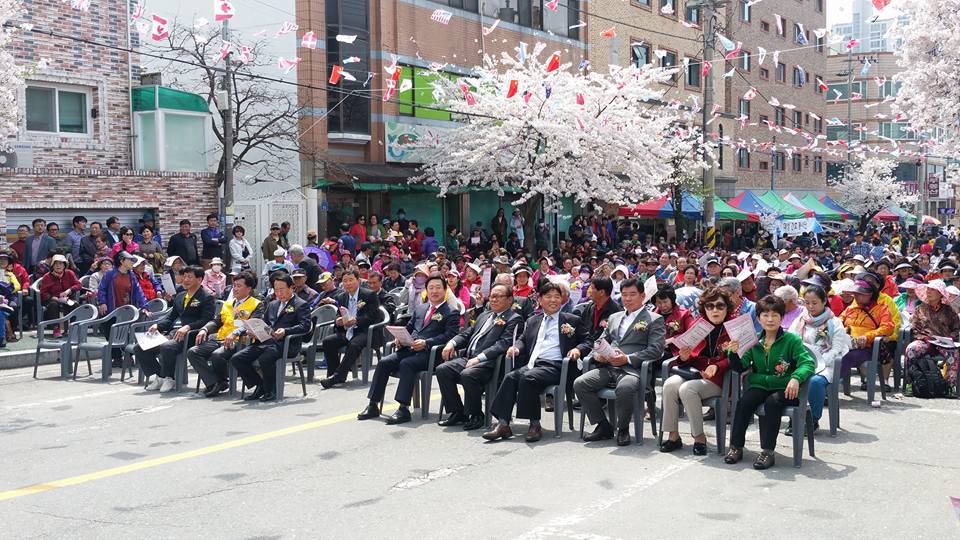 제12회 흥룡가마놀이 재연 벚꽃축제 이미지(2)
