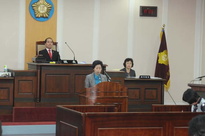 제172회 임시회 본회의(2010.9.28) 이미지(1)