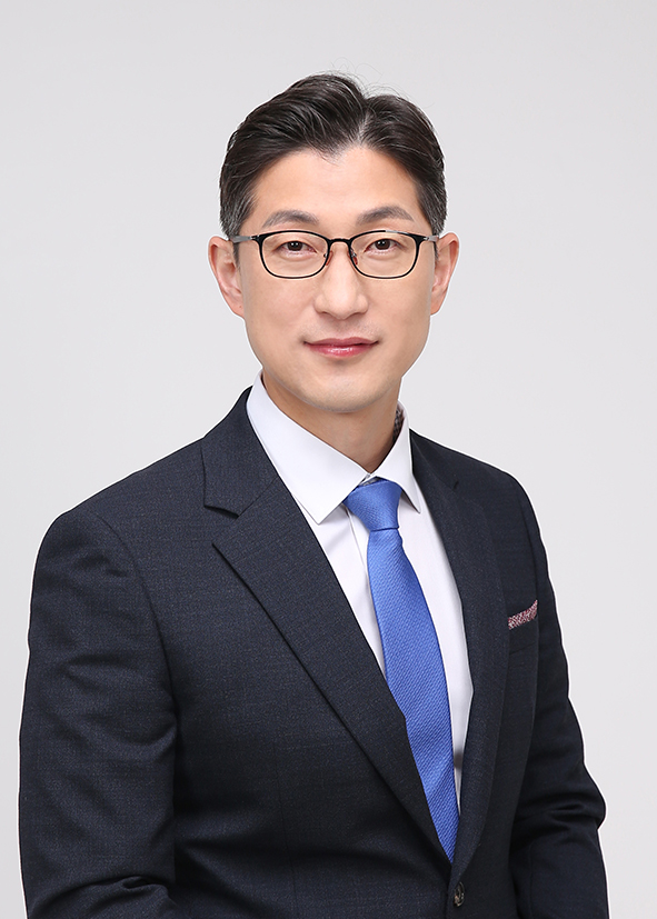Park Seon Yong Chairman