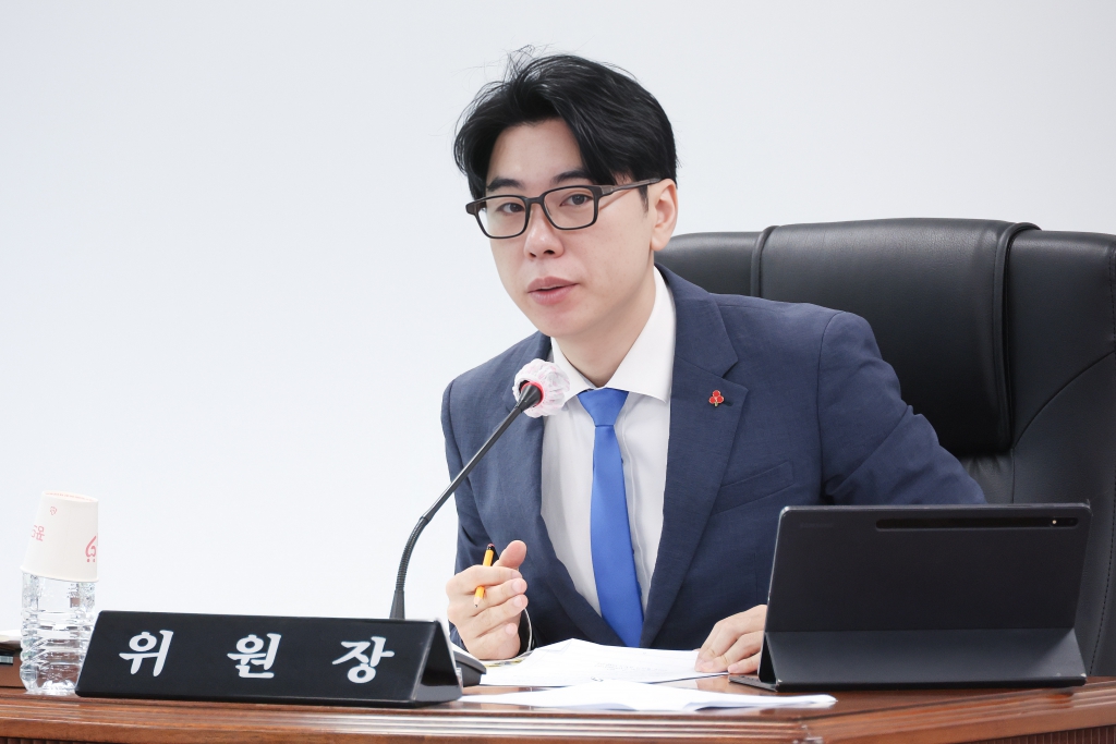 제295회 정례회 제2차 기획행정위원회 이미지(2)