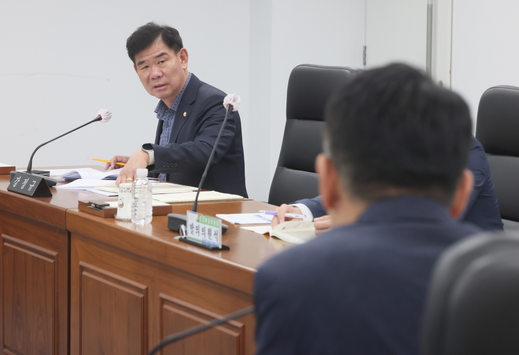 제287회 임시회 제1차 도시복지위원회 이미지(11)