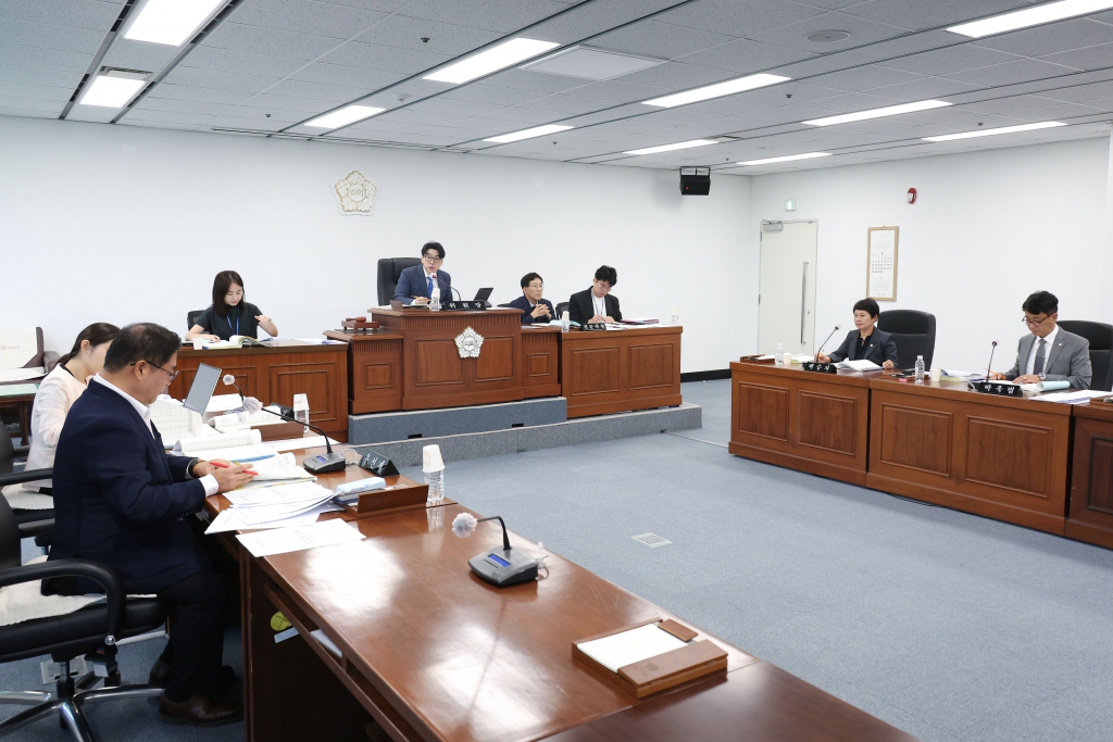 제295회 정례회 제2차 기획행정위원회 이미지(1)