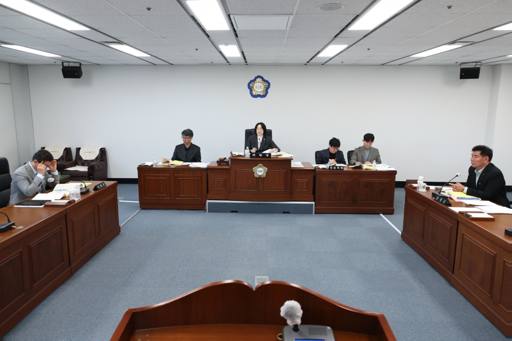 제290회 정례회 제2차 상임위원회 이미지(6)