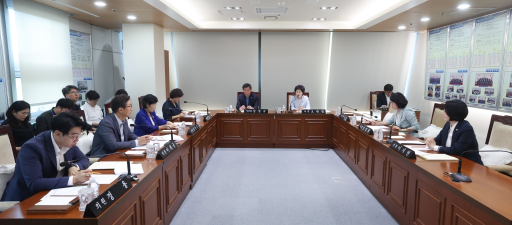 제288회 임시회 전체의원 간담회 이미지(1)