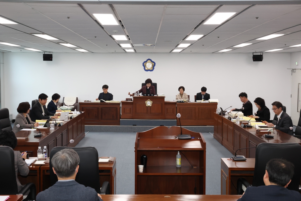 제276회 정례회 예산결산특별위원회(2023. 12. 05. ~2023. 12. 14.) 이미지(1)