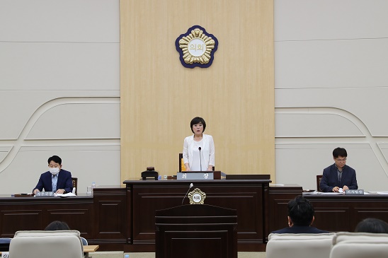 제8대 대전 동구의회 후반기 의장에 박민자 의원, 부의장에 박영순 의원 선출 이미지(1)