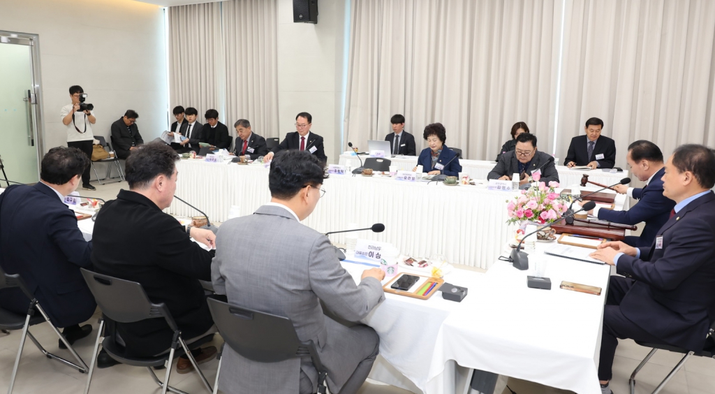 오관영 의장, 제274차 전국시도대표회의 참석 이미지(2) 오관영 의장, 제274차 전국시도대표회의 참석 이미지(2)